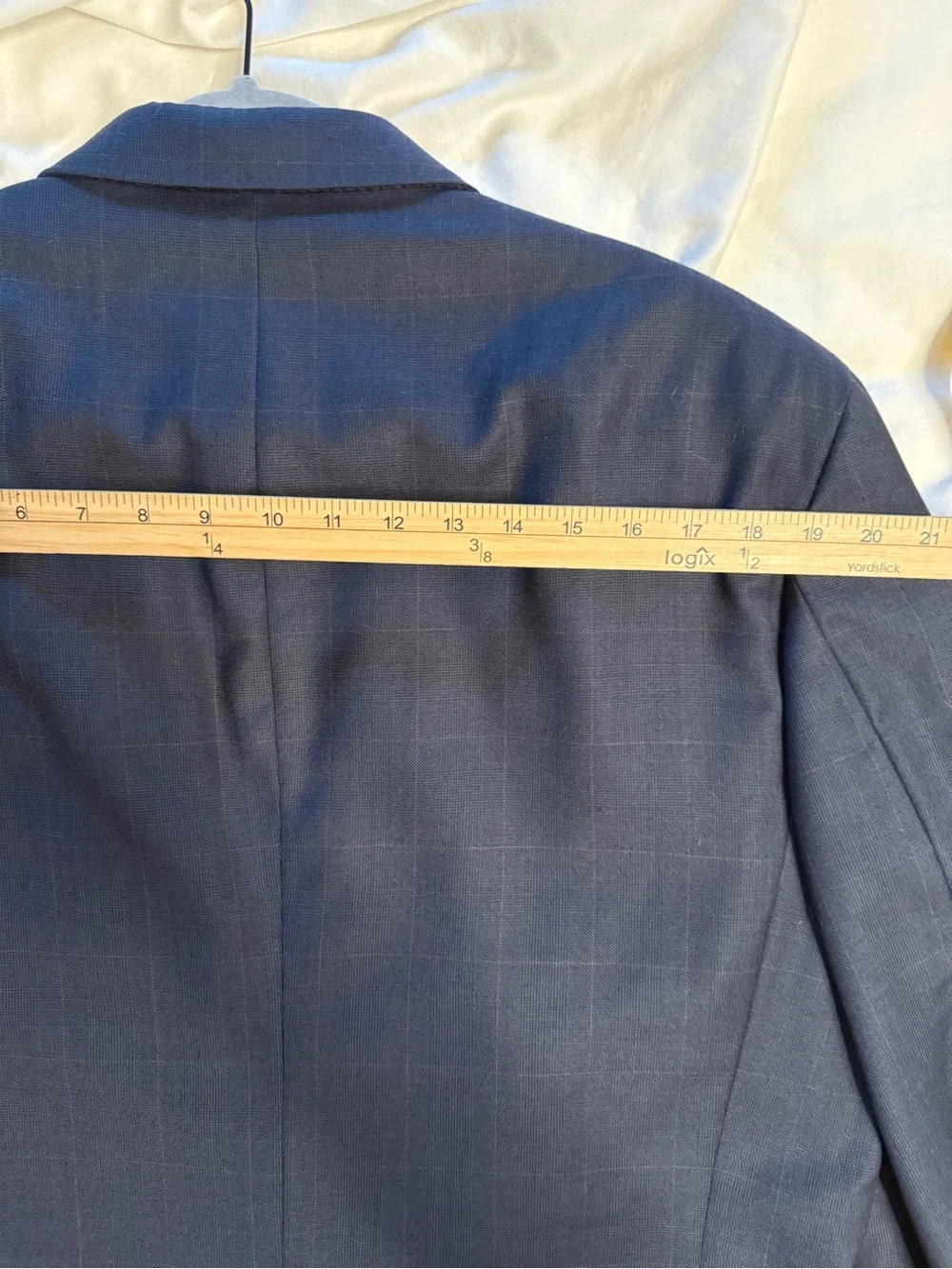 Oscar de la Renta menswear Super 100’s 100% wool 44R blue sports coat blazer